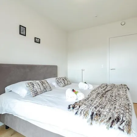 Lovely With Terrace And Sea View Ostend